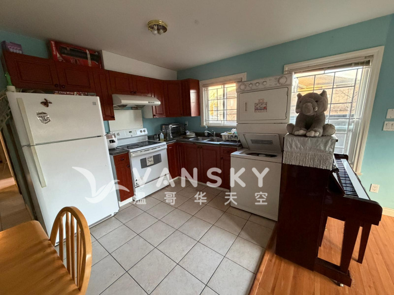 260207215125_b Living room 2.jpg